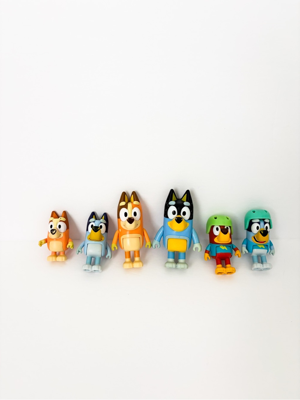 Bluey Figurines Family Lot Set of 6 Toys